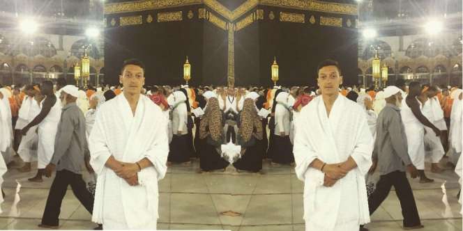 Ibadah Umroh Ozil Dikritik, Pemain Muslim Dunia Beri Dukungan