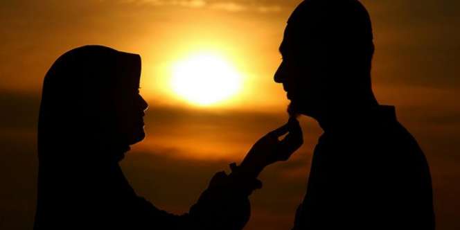 Begini Batasan Bermesraan Suami Istri di Bulan Ramadan