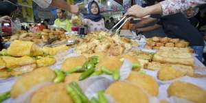Nikmatnya Santapan Buka Puasa di Berbagai Daerah Indonesia