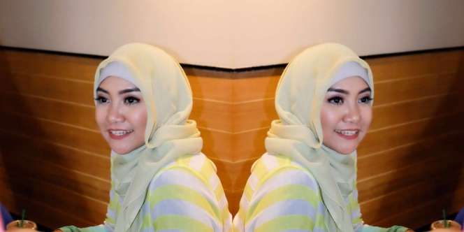 Desy Yusnita: Blogger vs Dunia Nyata