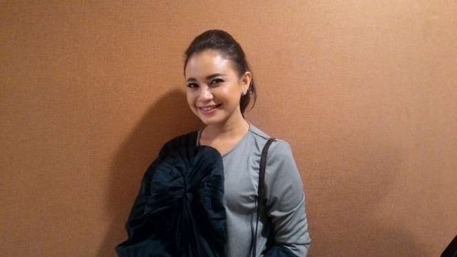 Bukan Afgan, Pria Ini Temani Rossa Sahur dan Berbuka