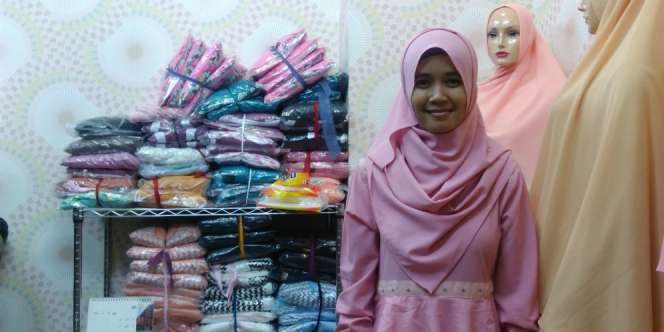 Mantan Pegawai Bank Jualan Baju, Omzetnya Rp250 Juta/Bln