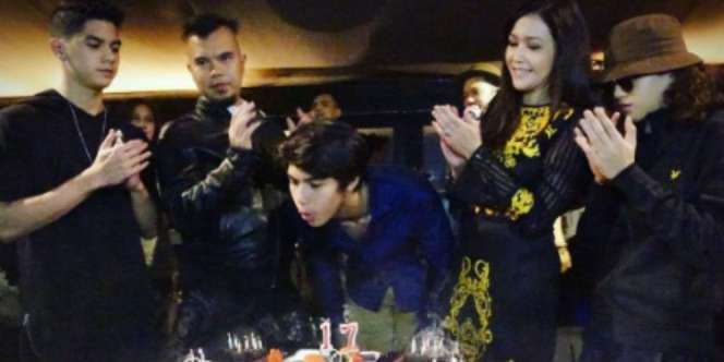 Kumpul Bareng Maia dan Anak-Anak, Penampilan Dhani Disorot