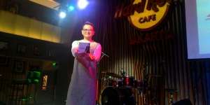 Ingatkan Sholat, Hedi Yunus Rilis Mini Album Religi