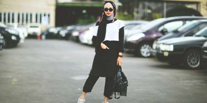 Cassandra Dini: Sulap `Dress` Panjang Jadi Trendi
