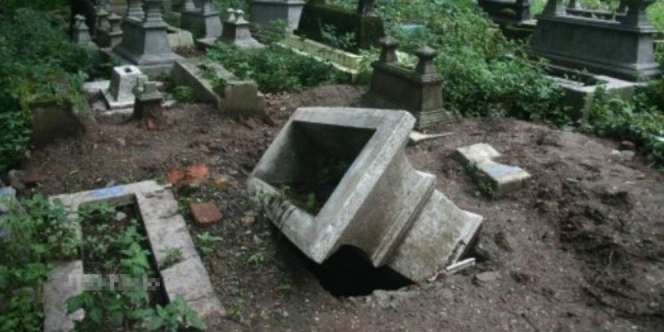Pria Temanggung Bongkar Makam Ibu dan Simpan Jasadnya di Rumah