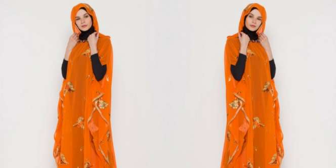 Mataharimall.com: Diskon 60 Persen untuk Gamis Oranye Ini
