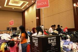 Ini 20 Mal yang Gelar Midnight Sale