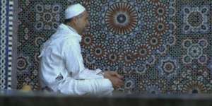 Apakah Semua Masjid Bisa Dipakai Iktikaf?