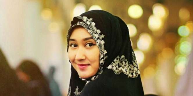 Persiapan Umrah Lebaran Ala Dian Pelangi
