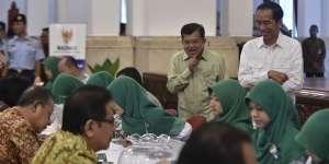 Sejarah Baru Baznas, Presiden Bawa Menteri & Pejabat Berzakat