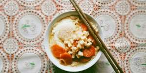 Mie Instan Kuah Susu, Berani Coba?