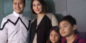 Kehamilan Fenita Arie, Kado Ultah Untuk Anak Kedua