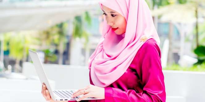 Trik 10 Menit Tampil Cantik untuk yang Super Sibuk