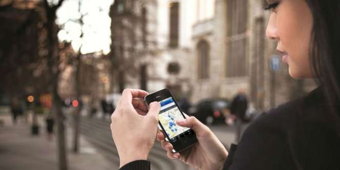 Plesir ke Luar Negeri Tanpa Khawatir Roaming, Ini Tipsnya