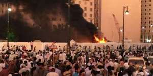 Bom di Masjid Nabawi, 4 Polisi Tewas