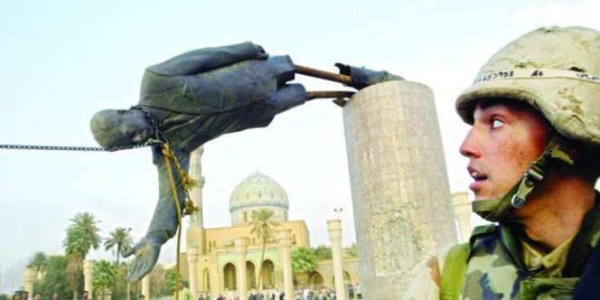 Penyesalan Pria Penghancur Patung Saddam Hussein