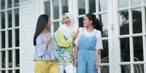 Tampil Fresh dan Cerah Saat Kembali ke Rutinitas Yuk!