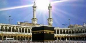 Masya Allah, Penampakan Matahari Tepat di Atas Kabah Saat Azan
