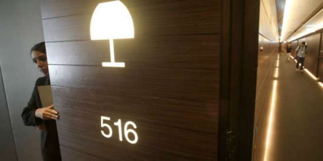 Tamu Hotel Dengar Suara Aneh di Kamar Sebelah, Setelah Dicek..