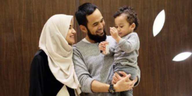 Masyaallah, Anak Shireen Sungkar Belajar Mengaji Bikin Gemas