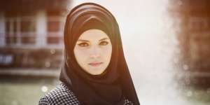 Percantik Gaya Hijab dengan `No Make Up Look`