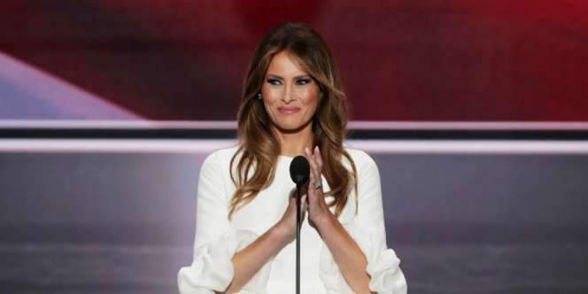 Dalam Sejam, Gaun Melania Trump Saat Pidato Ludes Terjual