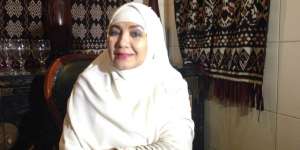 Kabar Terbaru Eva Arnaz: Jangan Panggil Saya Ustazah