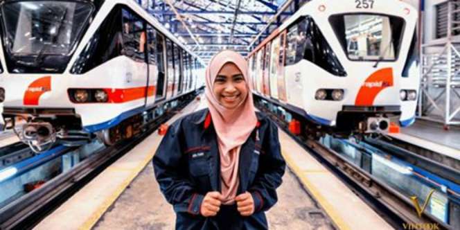 Ikhlas Jadi Cleaning Service, Hijaber Itu Bungkam Pencibir