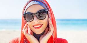 Dos & Don`ts Agar Tampil Mempesona dengan Lipstik Merah