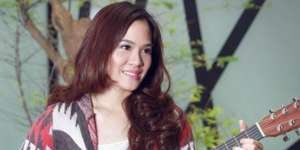 Sheryl Sheinafia, Belajar Tampil Cantik Maksimal