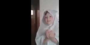 Masya Allah, Gadis Kecil Selamat dari Bom Sesaat Usai Berdoa