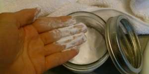 Mau Ketiak Lebih Putih, Pakai Baking Soda!