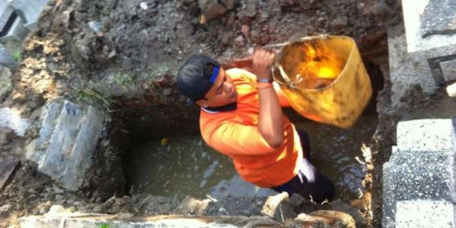 Liang Lahat Freddy Budiman Terus Keluarkan Air