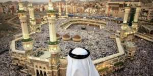 Kiat Umroh Irit dan Lebih Lama di Tanah Suci