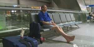 10 Hari Menunggu Kekasih di Bandara, Ternyata...