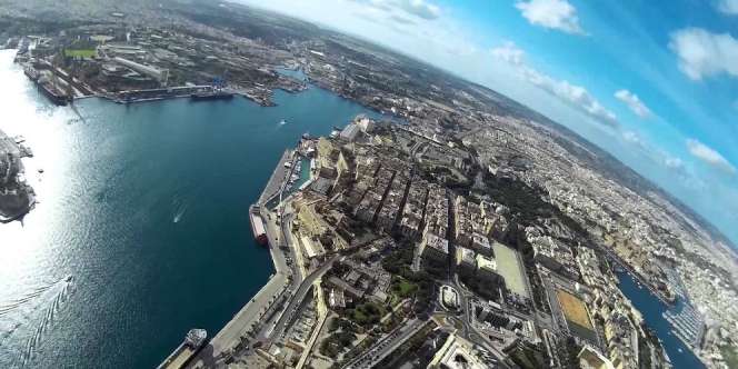 Tinggalkan Selfie, Kini Ada Jasa Foto Liburan dengan Drone