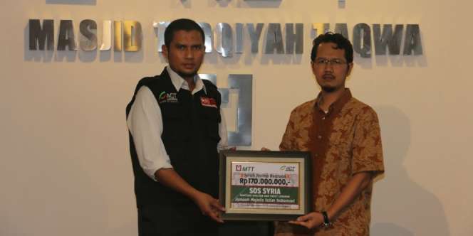 50 Jam Menanti Ambulans Indonesia Bergerak ke Suriah
