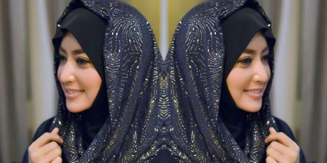 Video Mengaji Dewi Perssik Bikin Merinding