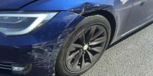 Tambah Fitur Autopilot, Mobil Malah Tabrakan