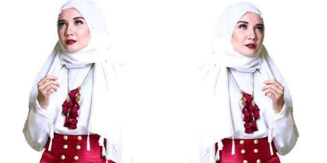 Zaskia Sungkar: Tampil Anggun dengan Gaya Simplechic Ini