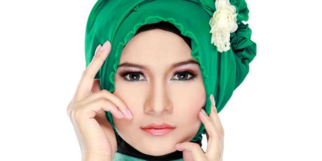 Blog Tips: Siasat Berhijab Buat si Dahi Lebar