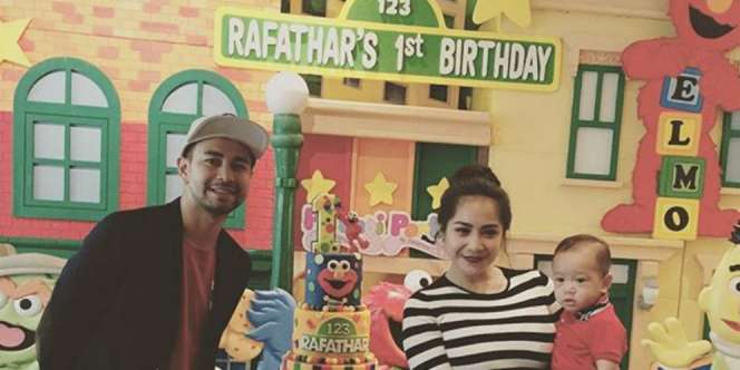 Ultah Pertama, Rafathar Banjir Hadiah