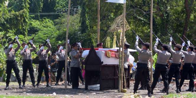Astagfirullah, Karena Tas Turis Asing Bunuh Polisi di Bali