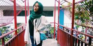 #HOTD: Warna Tak Senada Bukan Masalah Bagi Safitri Yuwani