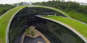 Sekolah-sekolah di Dunia dengan Desain Bangunan Terunik