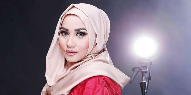 Saat Desainer Kondang Anniesa Hasibuan Grogi...