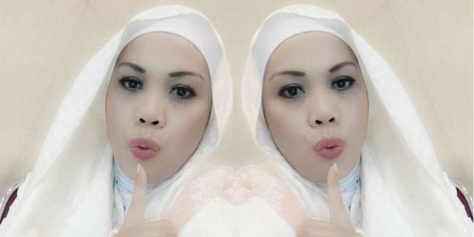 Curhat Elly Sugigi di Instagram, Kecewa dengan Suami?