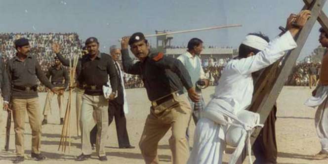 Tolak Bertobat, Pria Ini Dibui 10 Tahun dan Dicambuk 2000 Kali