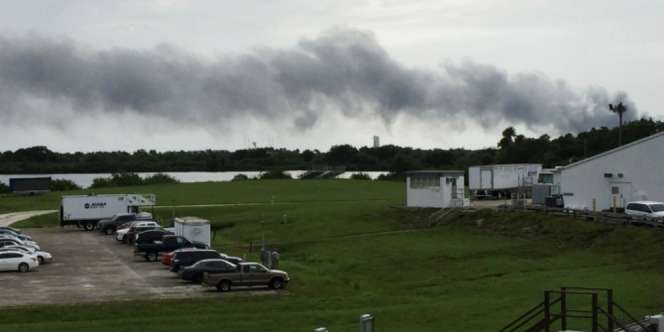 Roket Peluncur Satelit Facebook Meledak